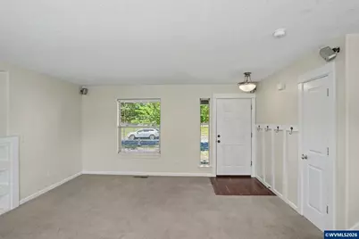 4862 Whitewater St NE, Salem, OR 97305 - Photo 8