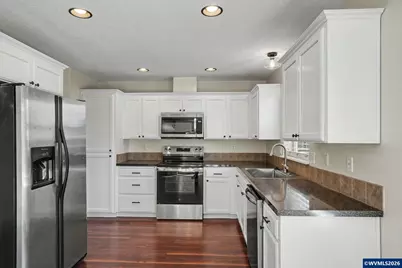 4862 Whitewater St NE, Salem, OR 97305 - Photo 14