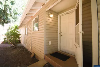1815 Skyline Ct S, Salem, OR 97306 - Photo 2