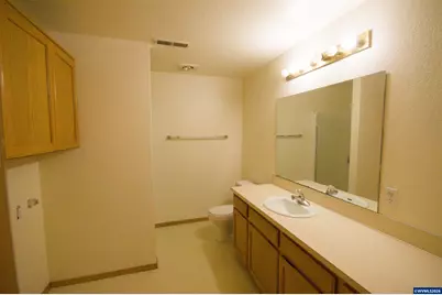 1815 Skyline Ct S, Salem, OR 97306 - Photo 16