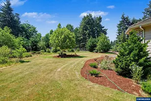 11045 James Way Dr SE, Aumsville, OR 97325 - Photo 4