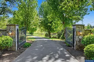 630 Eureka Ave, Silverton, OR 97381 - Photo 4