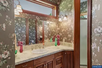 630 Eureka Av, Silverton, OR 97381 - Photo 28