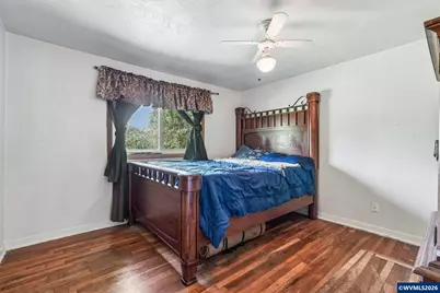 892 D St, Independence, OR 97351 - Photo 16