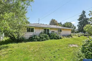 892 D St, Independence, OR 97351 - Photo 26