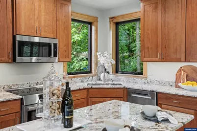 1155 NW Country Hills Dr, Corvallis, OR 97330 - Photo 28