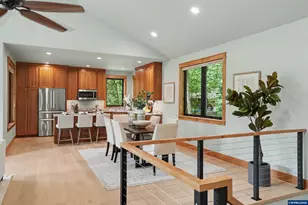 1155 NW Country Hills Dr, Corvallis, OR 97330 - Photo 24