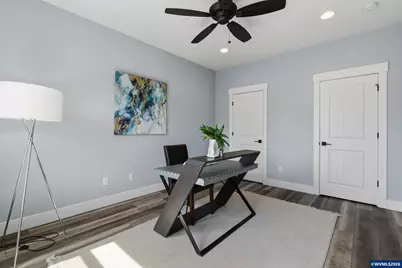 2301 Robbins Wy, Lebanon, OR 97355 - Photo 8