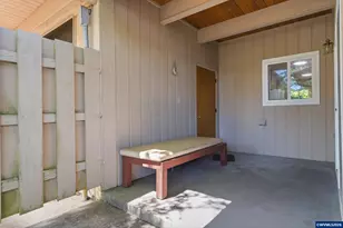 1740 NW Woodland Dr, Corvallis, OR 97330 - Photo 32