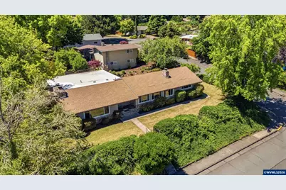 1740 NW Woodland Dr, Corvallis, OR 97330 - Photo 40
