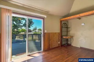 305 Mill St, Silverton, OR 97381 - Photo 24