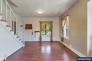 305 Mill St, Silverton, OR 97381 - Photo 12