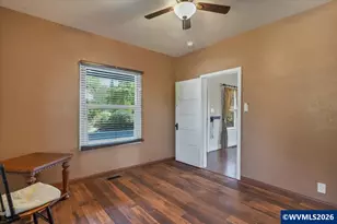 305 Mill St, Silverton, OR 97381 - Photo 10