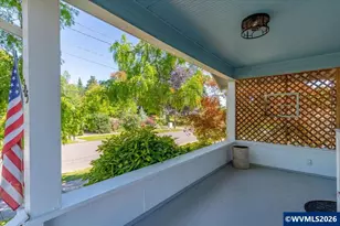 305 Mill St, Silverton, OR 97381 - Photo 6