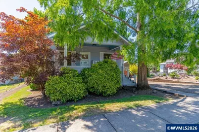 305 Mill St, Silverton, OR 97381 - Photo 42