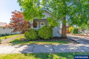 305 Mill St, Silverton, OR 97381 - Photo 1