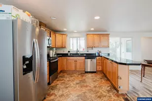 4808 38th Pl NE, Salem, OR 97305 - Photo 22