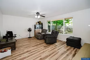 4808 38th Pl NE, Salem, OR 97305 - Photo 16