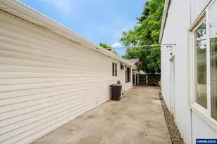 4808 38th Pl NE, Salem, OR 97305 - Photo 42