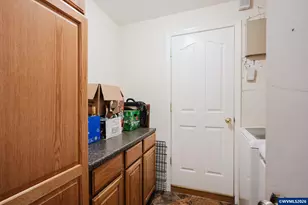 4808 38th Pl NE, Salem, OR 97305 - Photo 26