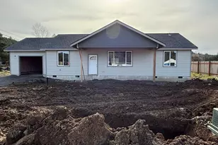 1221 49th Ave, Sweet Home, OR 97389 - Photo 4