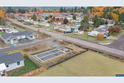 1221 49th Av, Sweet Home, OR 97389 - Photo 12