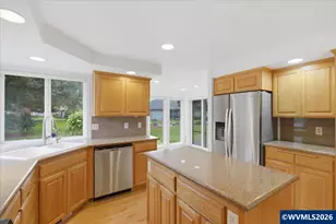 702 Castle Pines Dr N, Keizer, OR 97303 - Photo 18