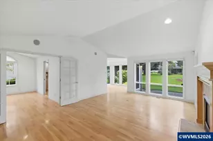 702 Castle Pines Dr N, Keizer, OR 97303 - Photo 10