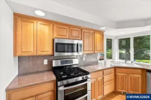702 Castle Pines Dr N, Keizer, OR 97303 - Photo 14