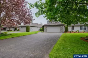 702 Castle Pines Dr N, Keizer, OR 97303 - Photo 2