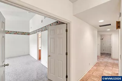 702 Castle Pines Dr N, Keizer, OR 97303 - Photo 18