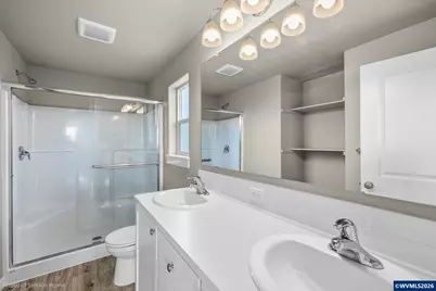 933 SE Blackbird Av, Albany, OR 97322 - Photo 4