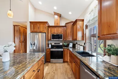 424 13th St, Aumsville, OR 97325 - Photo 10