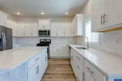 719 Deer Creek Wy, Philomath, OR 97370 - Photo 6