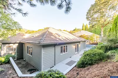 3559 NW Glenridge Dr, Corvallis, OR 97330 - Photo 42