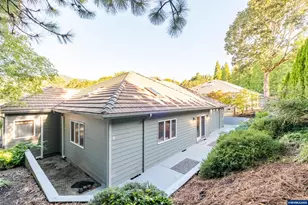 3559 NW Glenridge Dr, Corvallis, OR 97330 - Photo 42