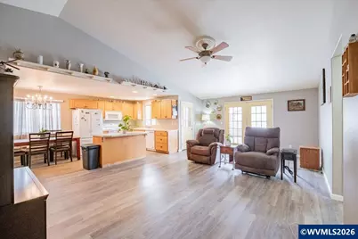 1256 Linden Ct, Sweet Home, OR 97386 - Photo 4