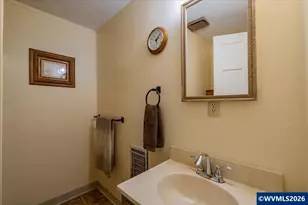 43227 N River Rd, Sweet Home, OR 97386 - Photo 22