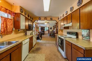 43227 N River Rd, Sweet Home, OR 97386 - Photo 18