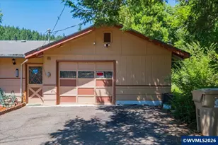 43227 N River Rd, Sweet Home, OR 97386 - Photo 6