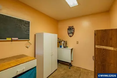 43227 N River Rd, Sweet Home, OR 97386 - Photo 20