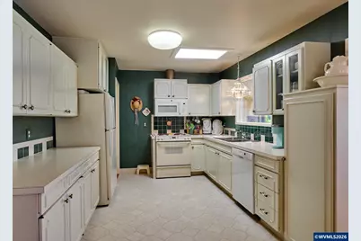 1010 Randolph Rd, Woodburn, OR 97071 - Photo 14