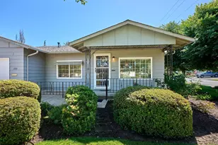 1010 Randolph Rd, Woodburn, OR 97071 - Photo 2