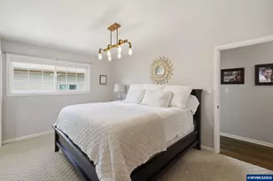 1420 Center St SE, Albany, OR 97322 - Photo 6