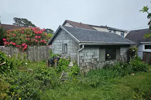 1421 NW 17th St, Lincoln City, OR 97367 - Photo 14