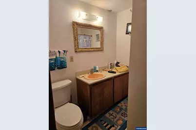 1433 NW 17th St, Lincoln City, OR 97367 - Photo 10