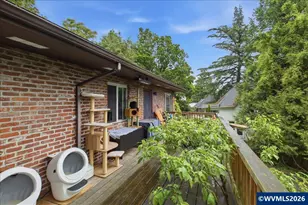 7339 SW Corbett Av, Portland, OR 97219 - Photo 16