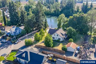 173 Ferry St, Jefferson, OR 97352 - Photo 2