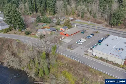 300 NW Santiam Bl, Mill City, OR 97360 - Photo 38