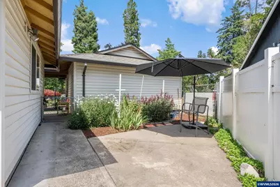 7021 Nottingham Dr NE, Keizer, OR 97303 - Photo 32